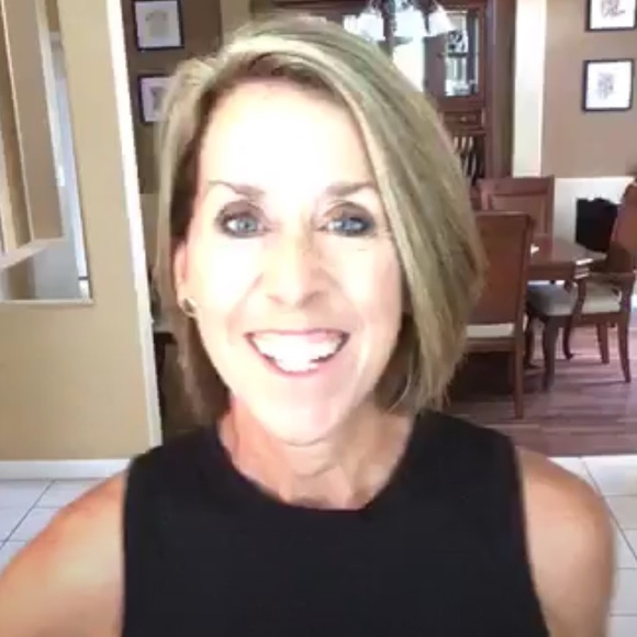 Meet your Posher, Kelly - Picture 2 of 2